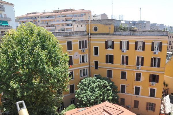 Migdal Luxury Suites Roma Porta Portese Exterior foto